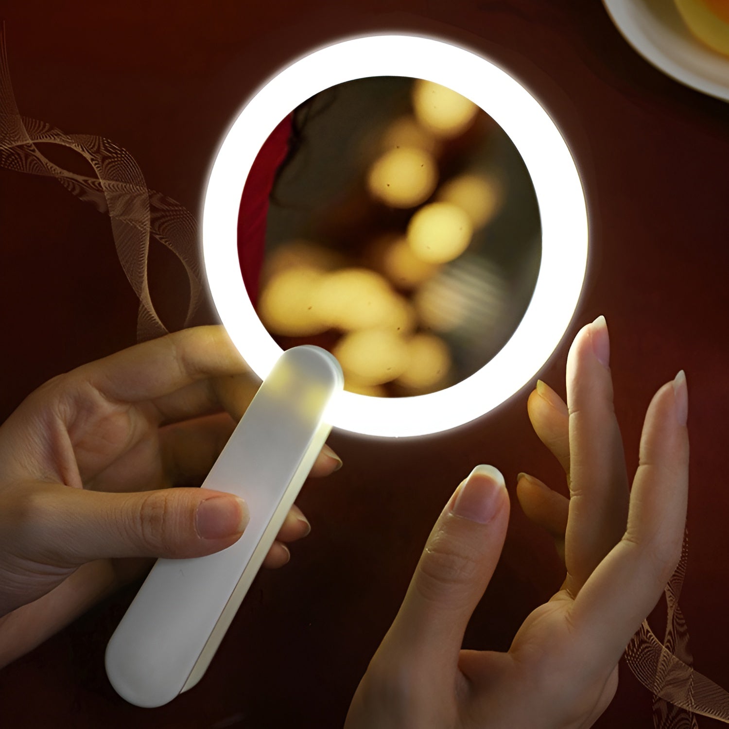 Espejo de viaje con luz Led portatil – Disponible en NQLN Store con envío gratis desde $20