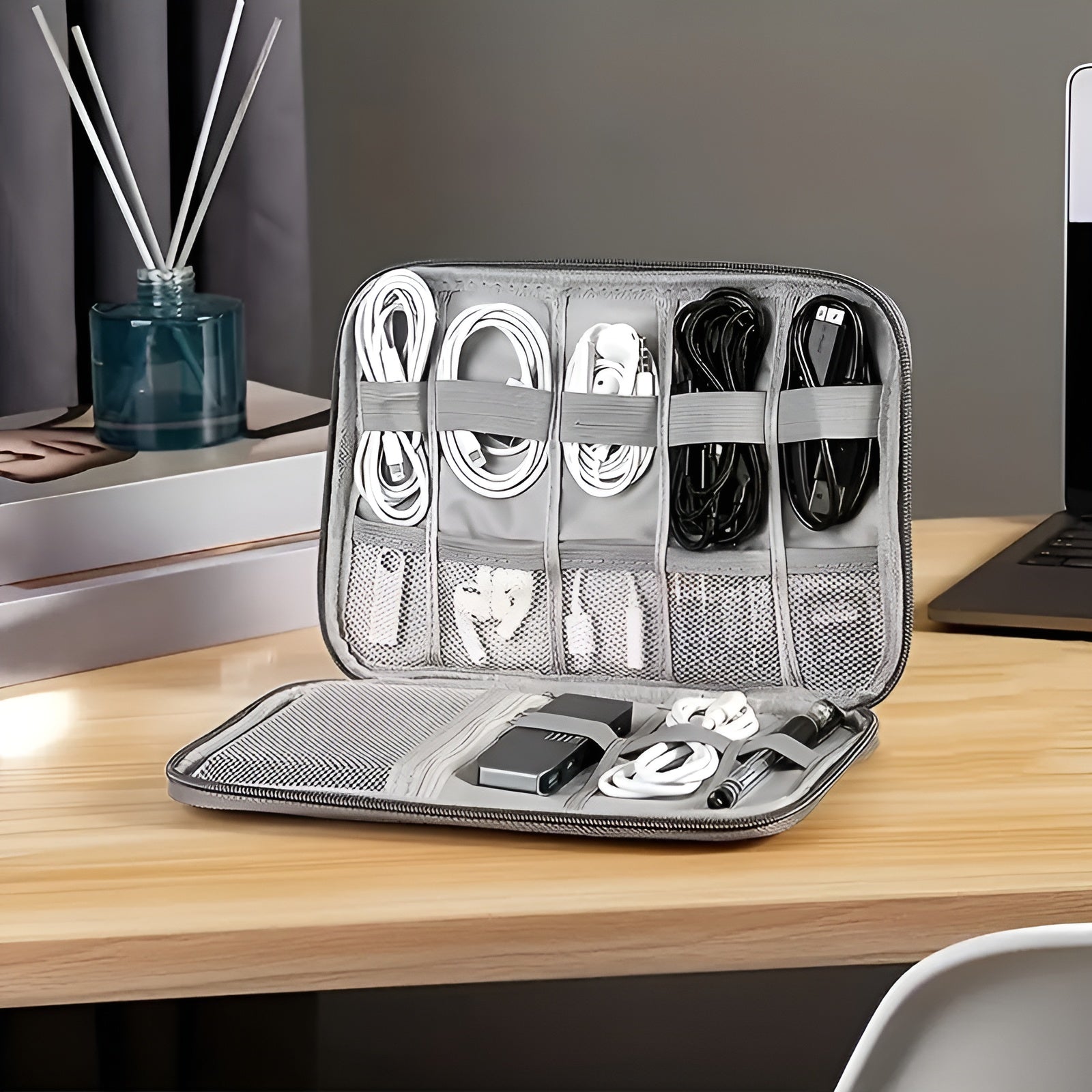 Bolso organizador de cables y equipos electronicos – Comprar al mejor precio en NQLN Store Venezuela