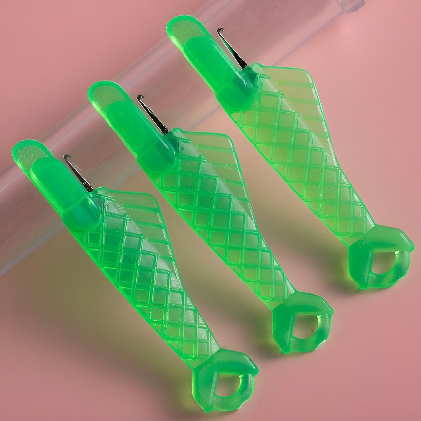 Enhebrador de agujas (5 unidades) – Tienda online NQLN Store Venezuela