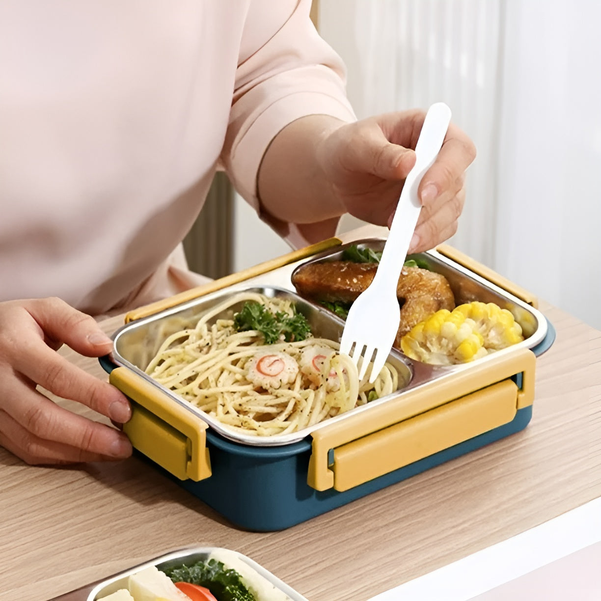 Recipiente de comida con 2 compartimentos – Al mejor precio en NQLN Store Caracas y Margarita