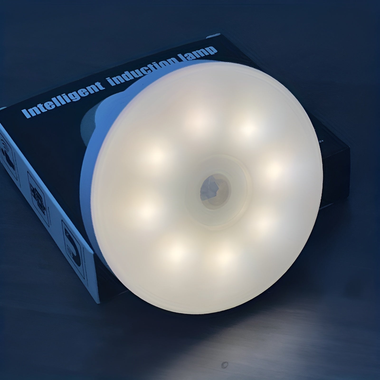 Lampara con Sensor de Movimiento – Detalle de calidad y acabado – NQLN Store