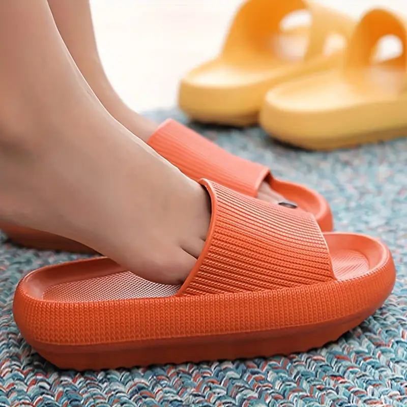 Sandalias antideslizantes para casa – Detalle y presentación – NQLN Store Venezuela