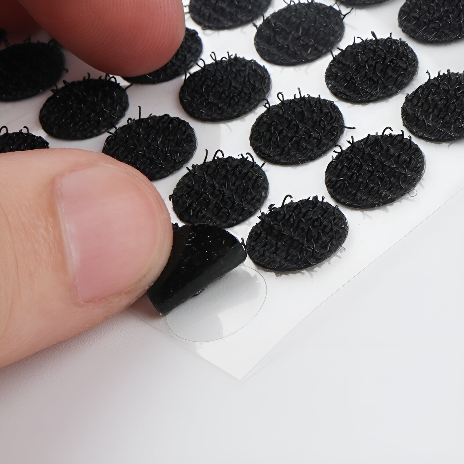 Pegatinas circulares de cierre mágico (50 unidades) – Comprar al mejor precio en NQLN Store Venezuela