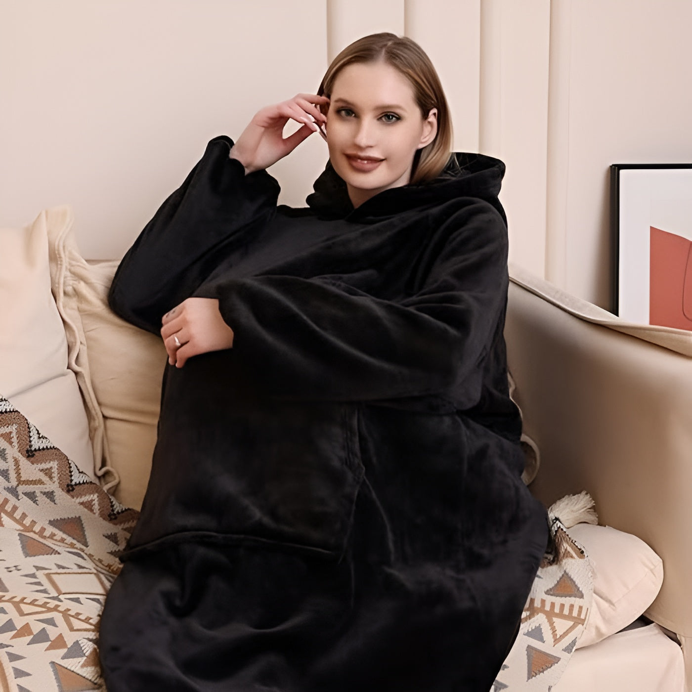 Manta de frio con capucha y bolsillo TALLA UNICA – Tienda online NQLN Store Venezuela
