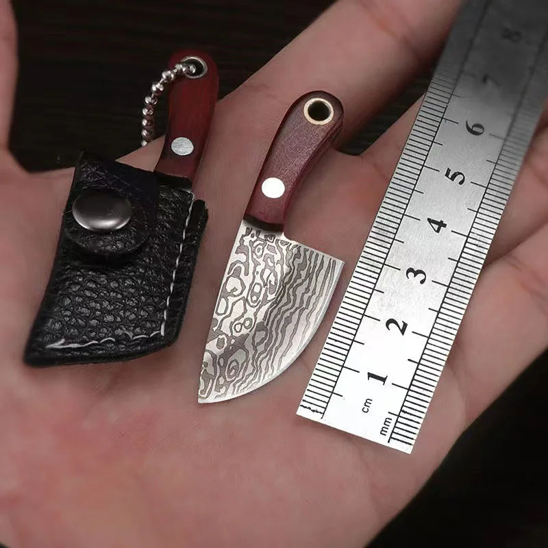 Llavero en forma de cuchillo – Disponible en NQLN Store con envío gratis desde $20
