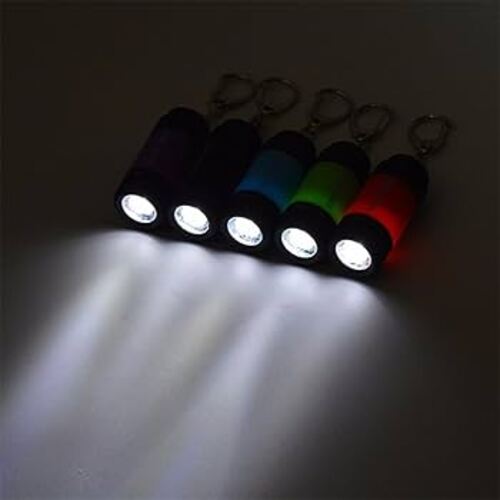 Mini linterna LED recargable tipo llavero – Envío a toda Venezuela – NQLN Store