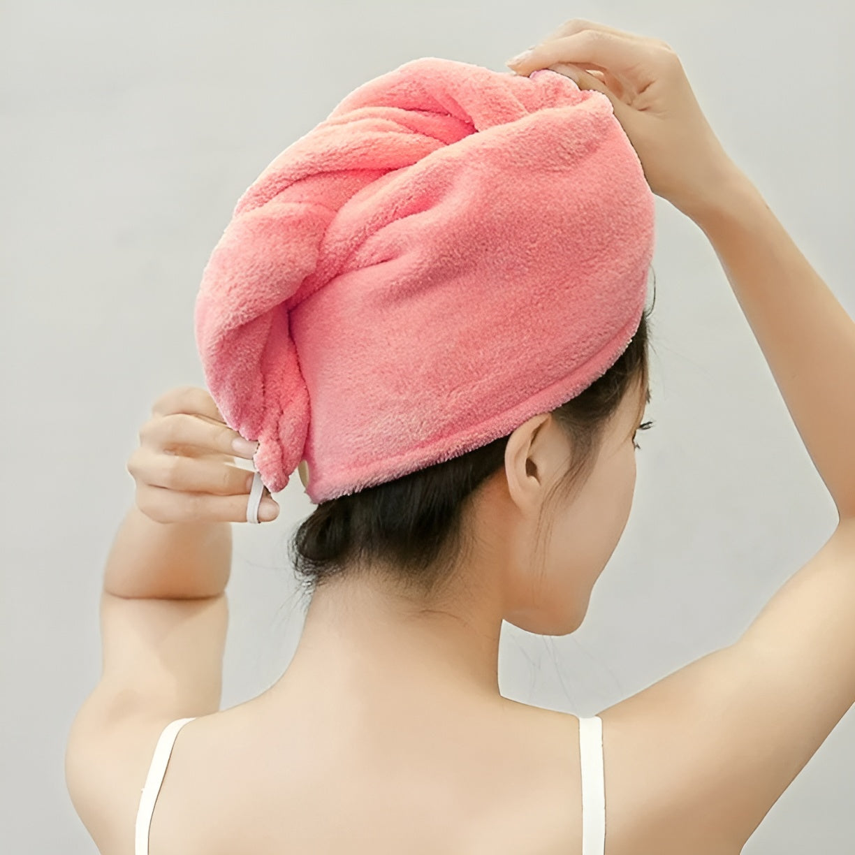 Toalla de microfibra absorbente para el cabello – Detalle de calidad y acabado – NQLN Store