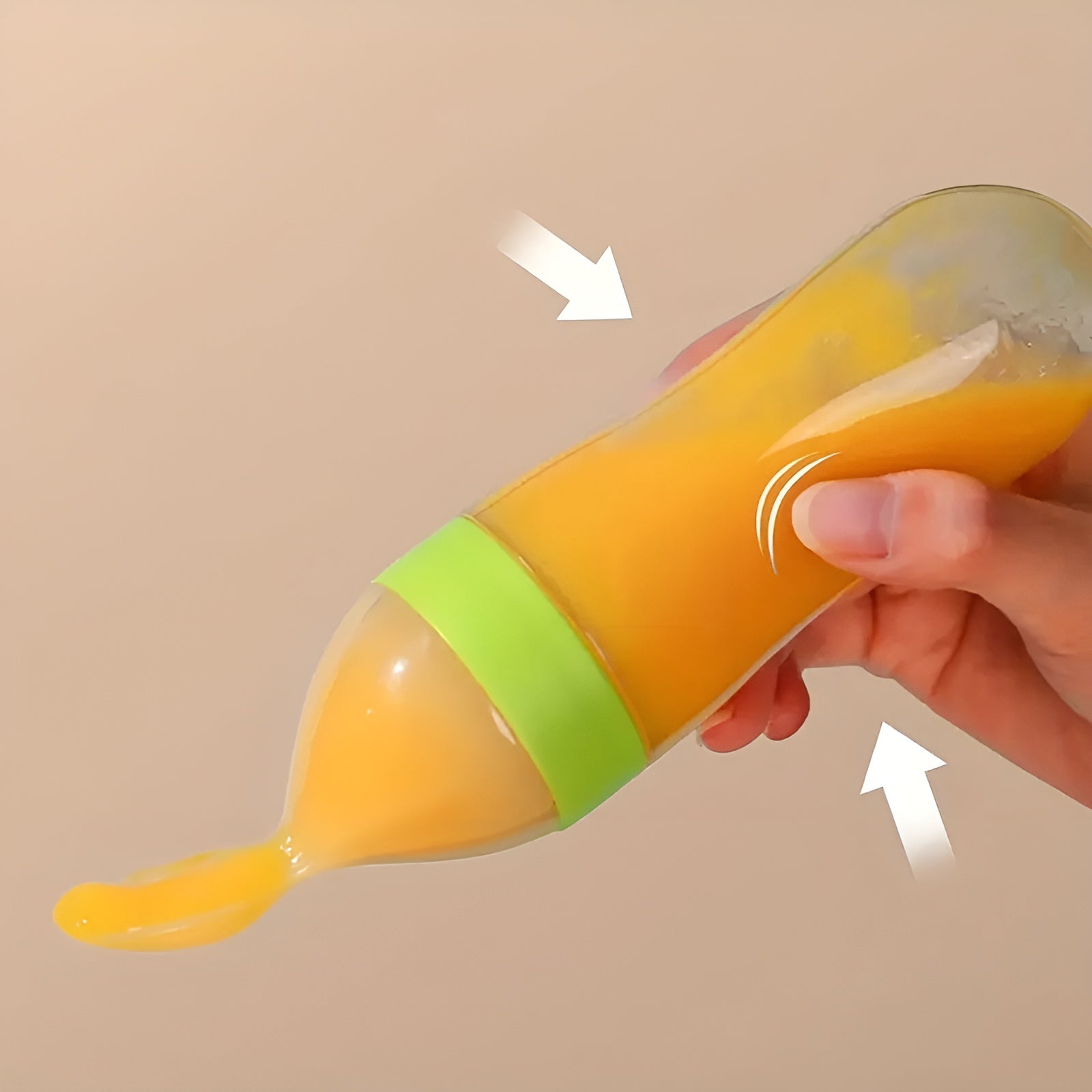 Botella de silicona con cuchara y cubierta  90ml – Vista de cerca del producto – NQLN Store