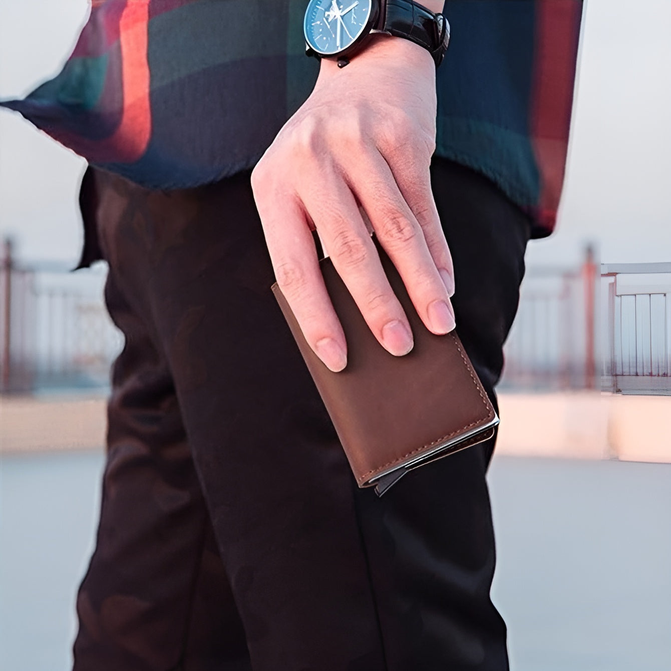 Cartera de cuero para hombre con bloqueo – Comprar al mejor precio en NQLN Store Venezuela