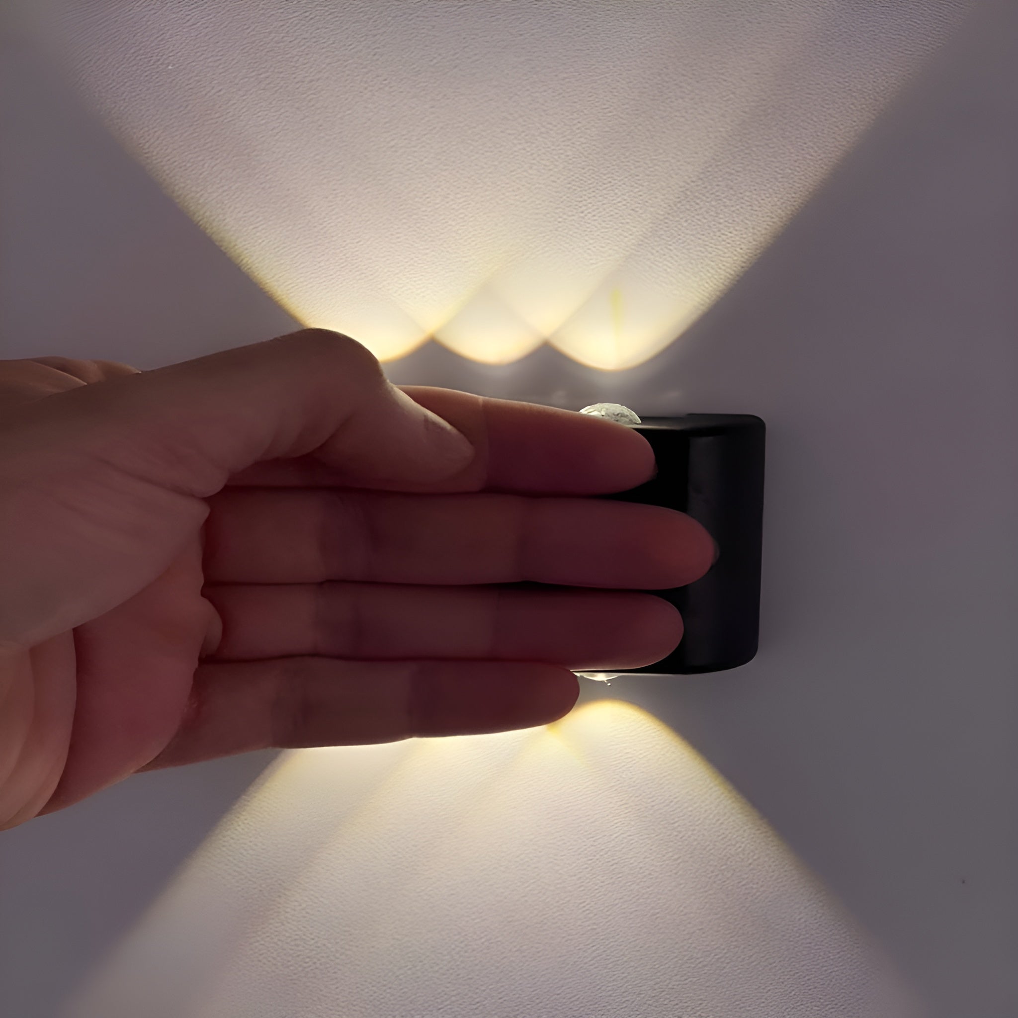 Lampara de Pared LED al Aire Libre(pack de 2) – Vista adicional – Disponible en NQLN Store Venezuela