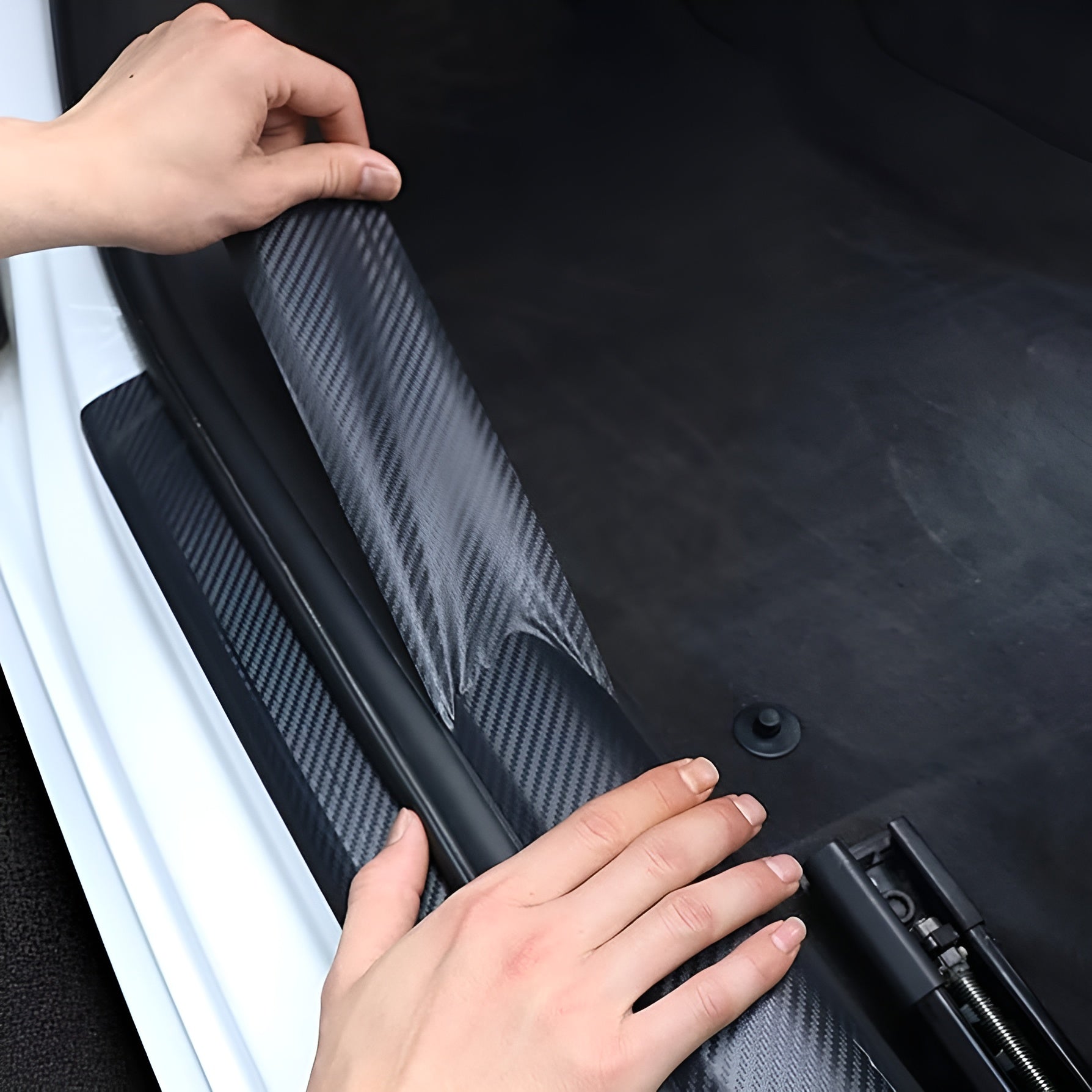 Postes de fibra de carbono para puerta y ventana para carro – Disponible en NQLN Store con envío gratis desde $20