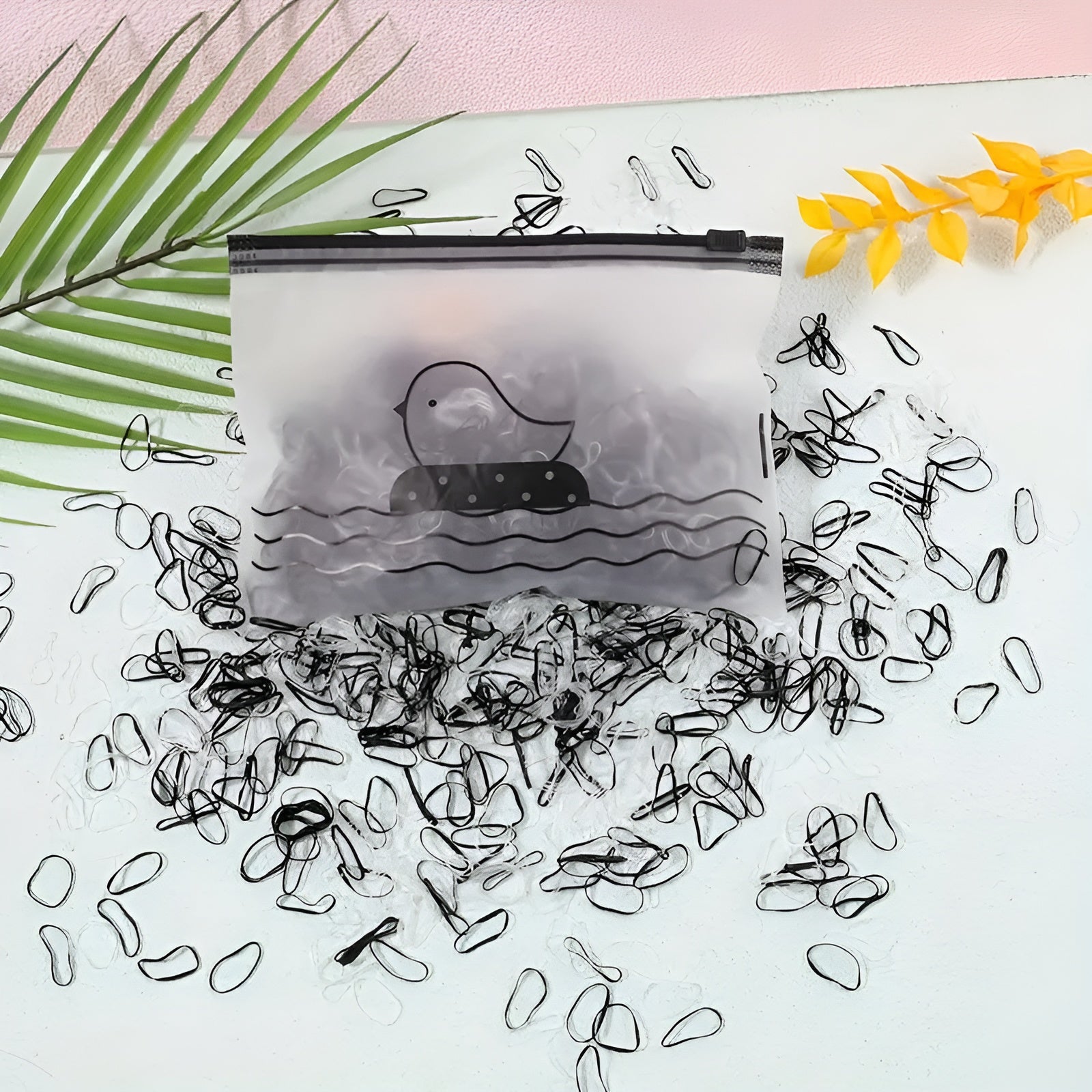 Ligas elásticas para el cabello para niñas (1000 unidades) – Vista de cerca del producto – NQLN Store