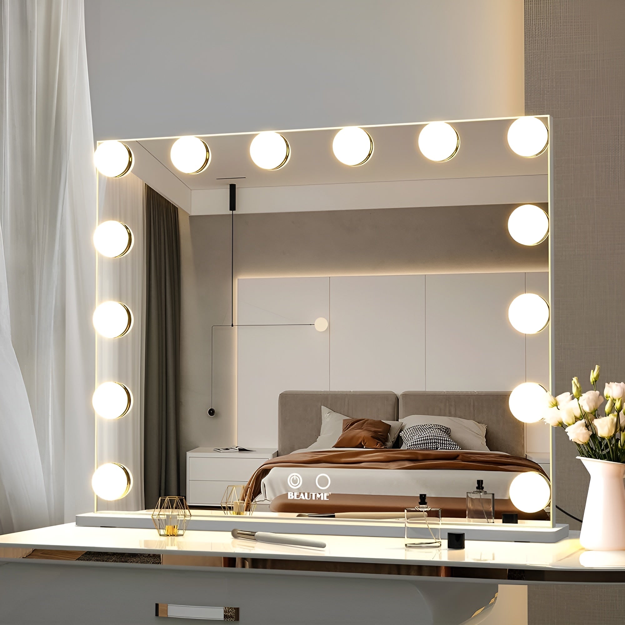 Luces Led en esfera para espejo – Detalle de calidad y acabado – NQLN Store