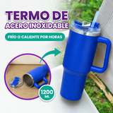 Azul oscuro