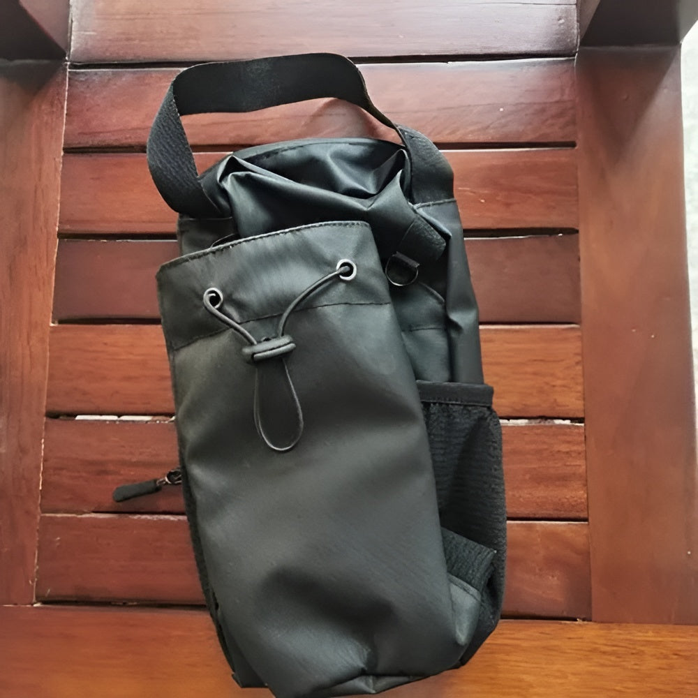 Bolsa Magnética para Botellas – Vista de cerca del producto – NQLN Store