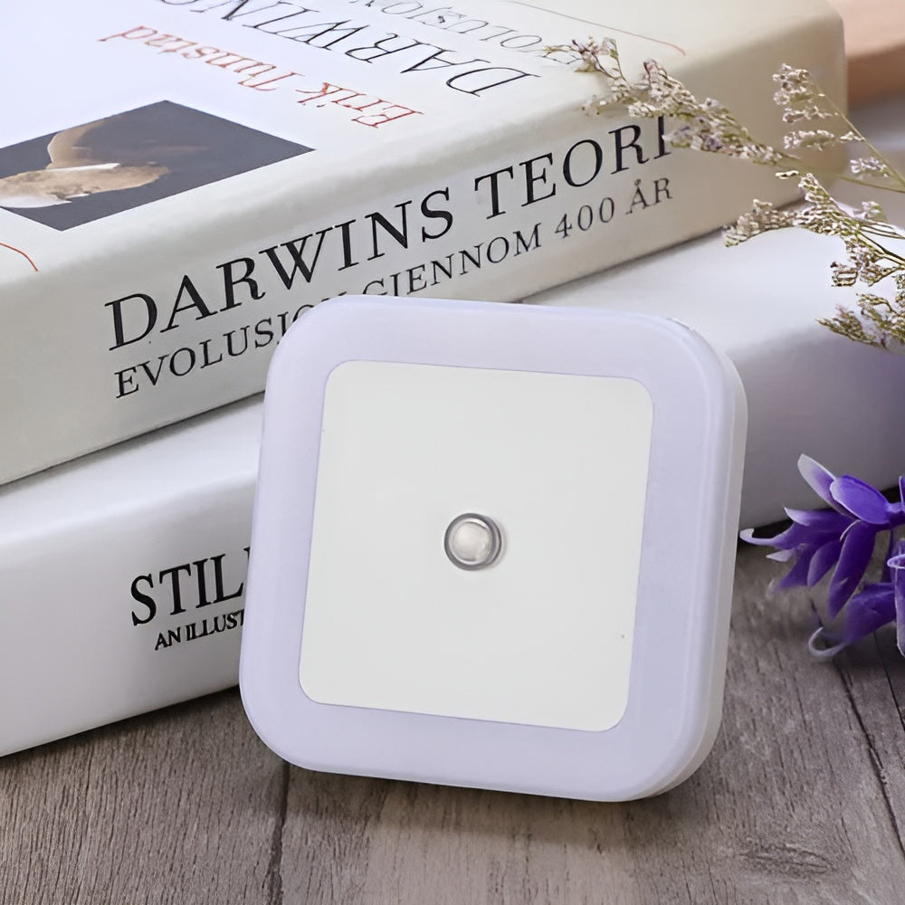 Mini Lampara LED de Sensor – Vista de cerca del producto – NQLN Store