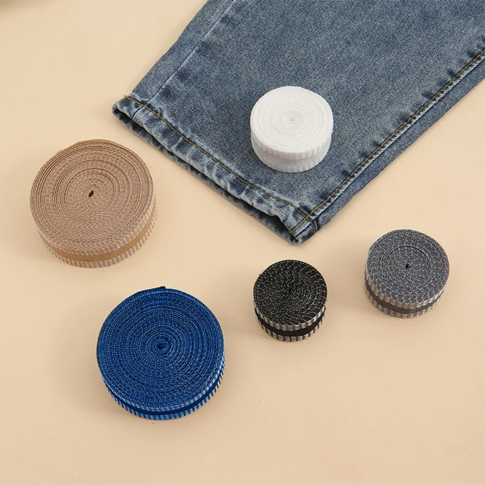 Cinta adhesiva para planchar  pantalones – Vista adicional – Disponible en NQLN Store Venezuela