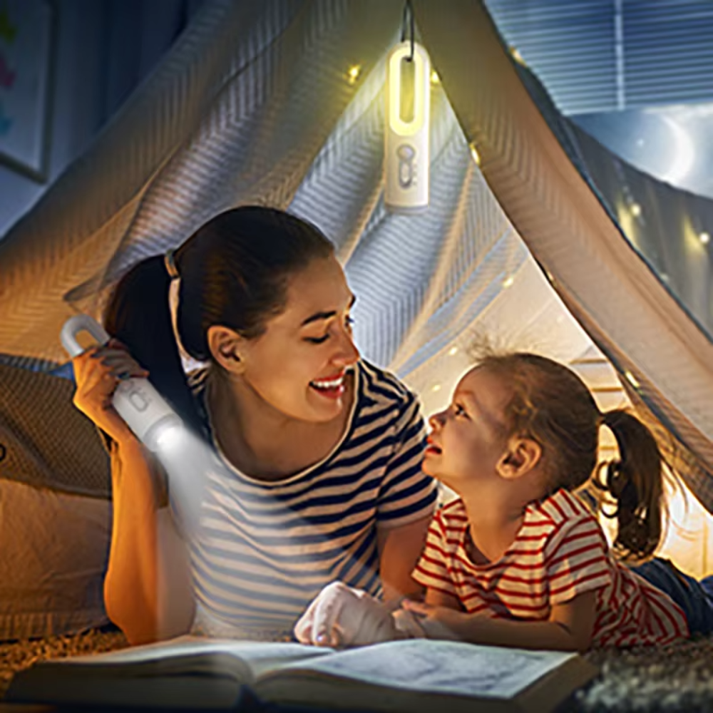 Linterna con sensor de luz LED – Vista adicional – Disponible en NQLN Store Venezuela