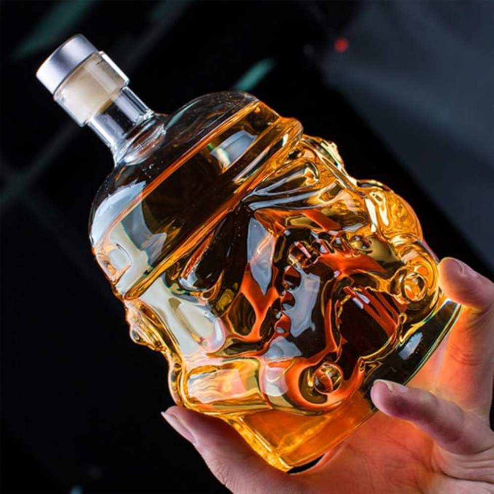 Botella decantadora de whisky de stormtrooper – Comprar online en NQLN Store Venezuela con envío a todo el país