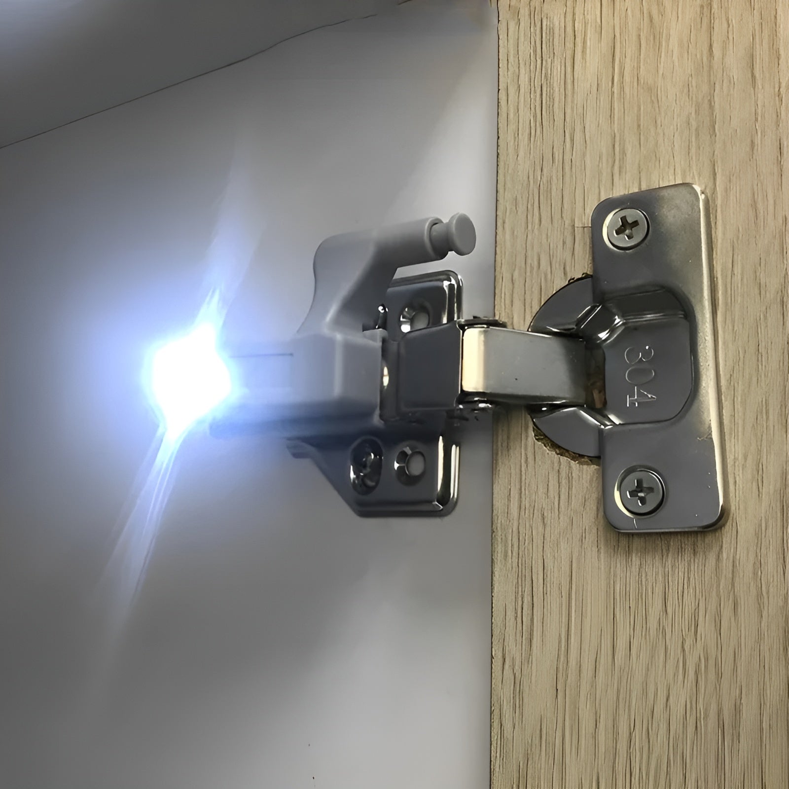 Luz de bisagra para gabinete – Presentación del producto – Comprar en NQLN Store