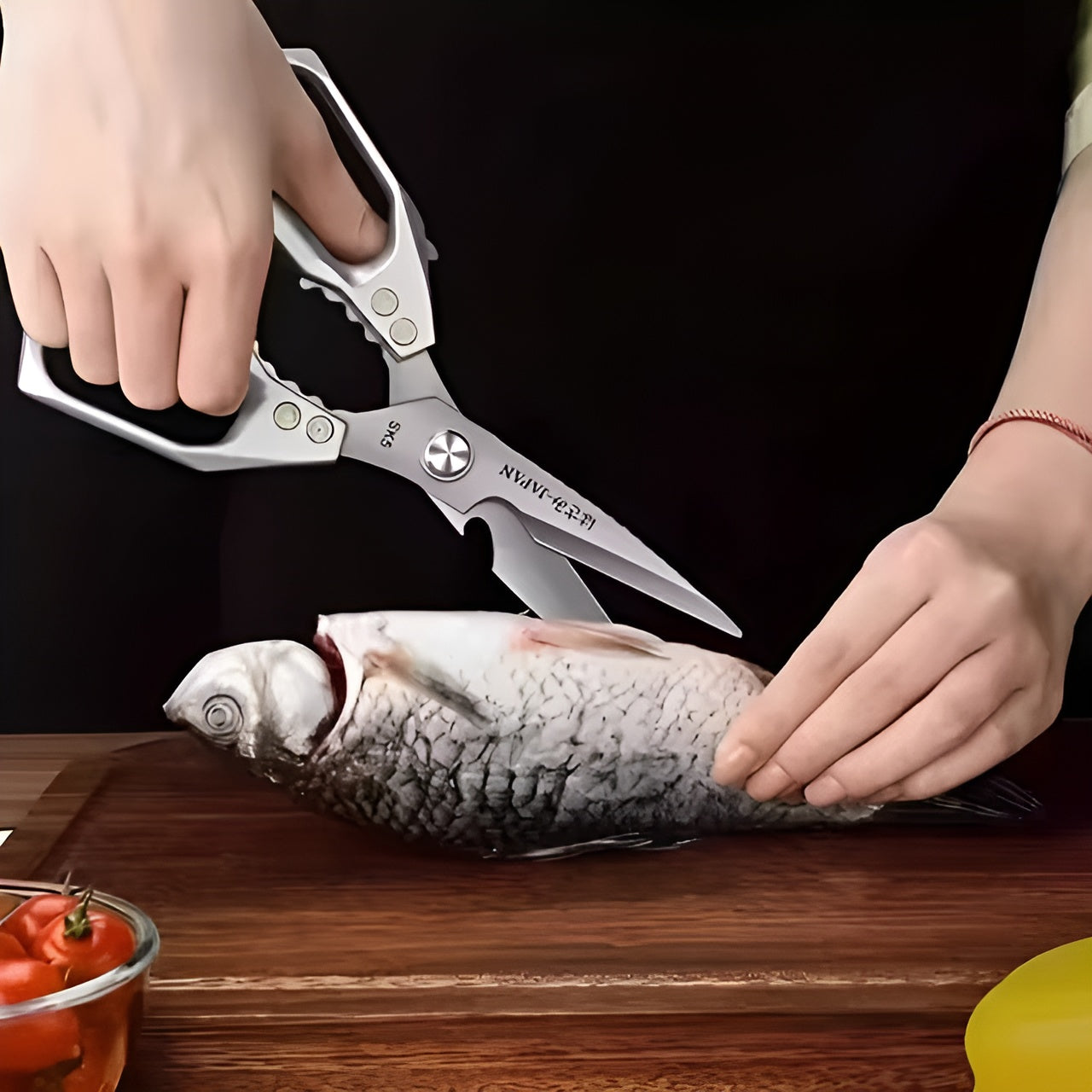 Tijeras de cocina multifuncionales – Disponible en Caracas y Margarita – NQLN Store