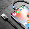 Cable de carga magnetico USB con luz LED 3 en 1