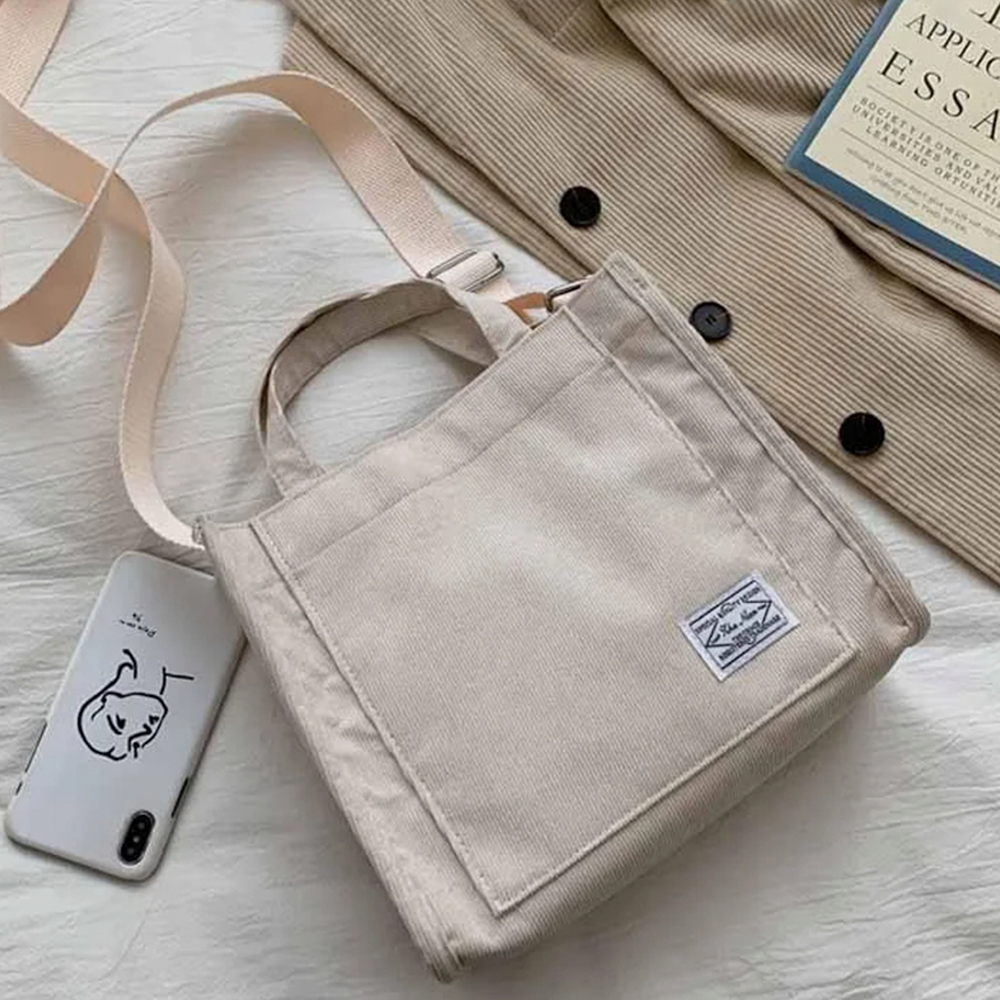 Bolso cuadrado pequeño de poliester para ninas – Comprar en Caracas, Margarita y toda Venezuela – NQLN Store