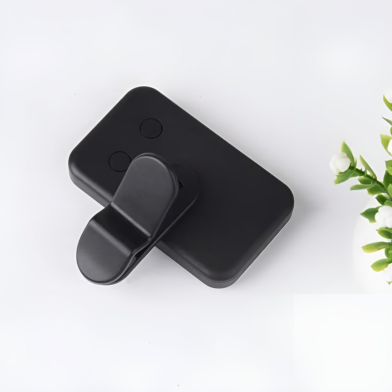Mini Lampara LED recargable – Vista adicional – Disponible en NQLN Store Venezuela