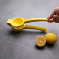 Exprimidor para limones