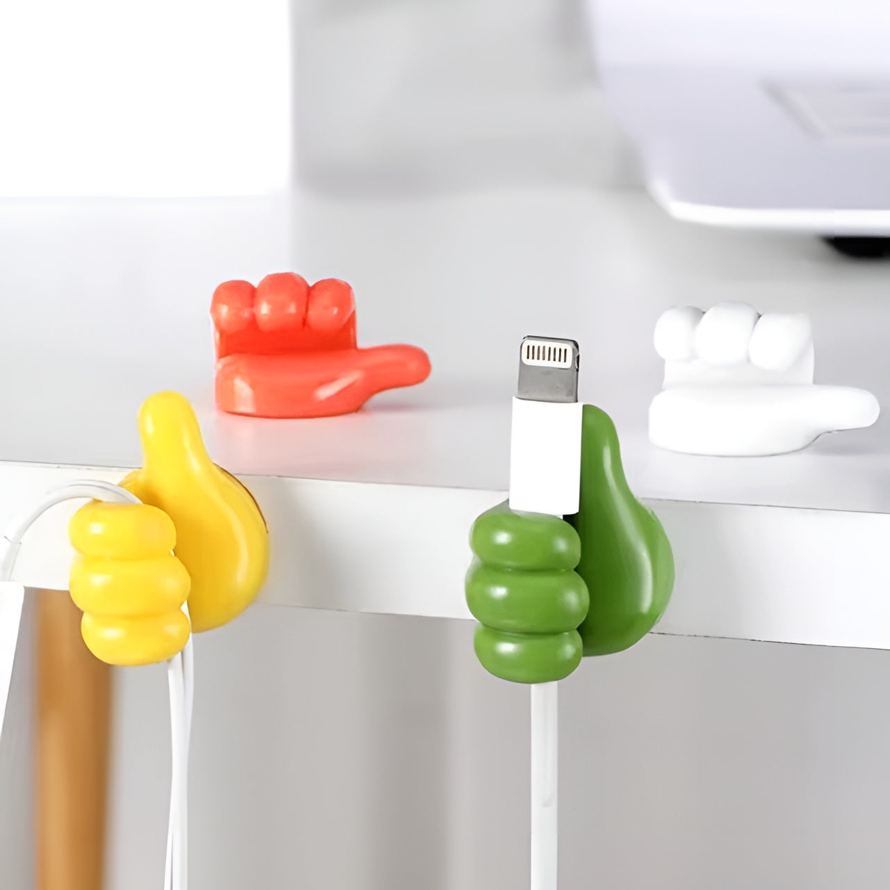 Ganchos Adhesivos En Forma De Pulgar (Pack de 10) – Comprar al mejor precio en NQLN Store Venezuela