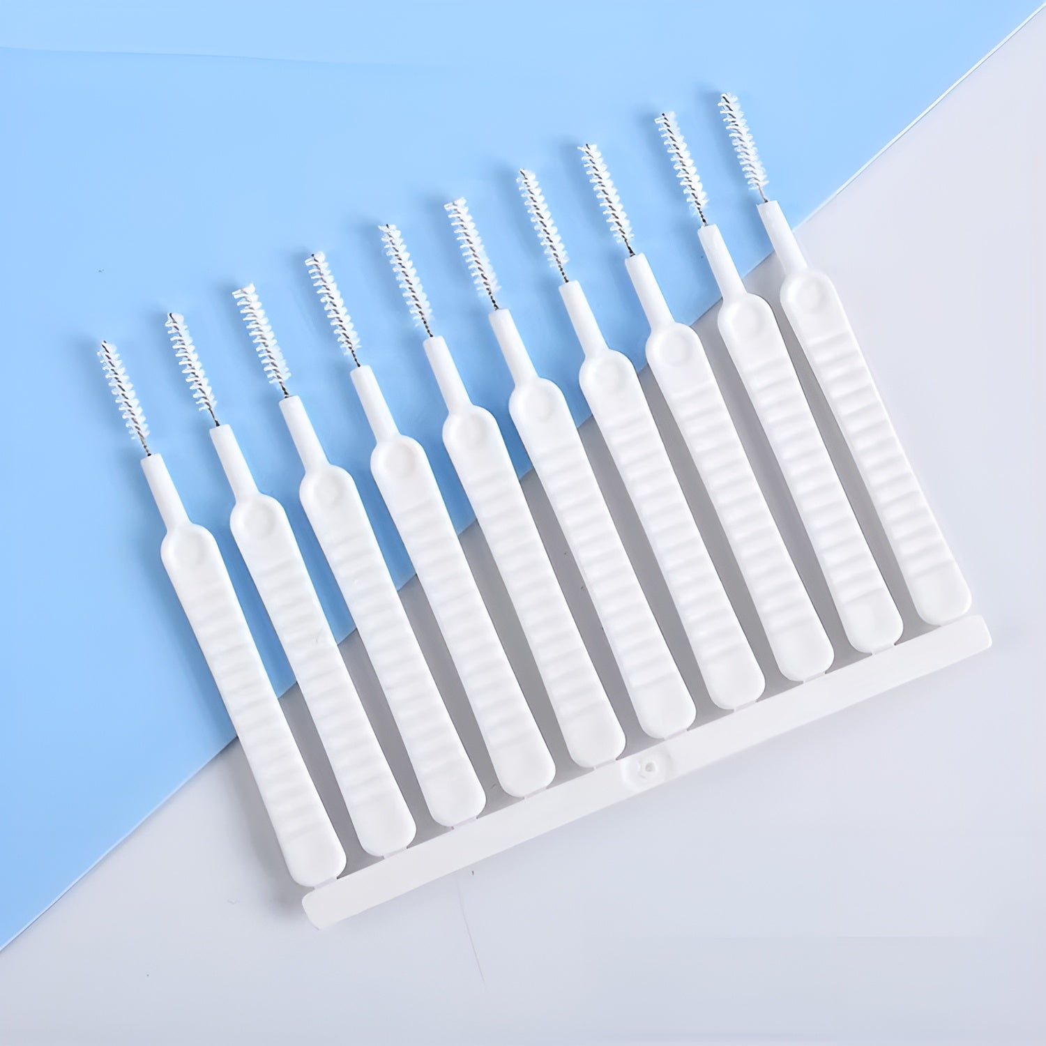 Cepillos Pequeños de Limpieza (Pack de 10) color blanco – Al mejor precio en NQLN Store Caracas y Margarita
