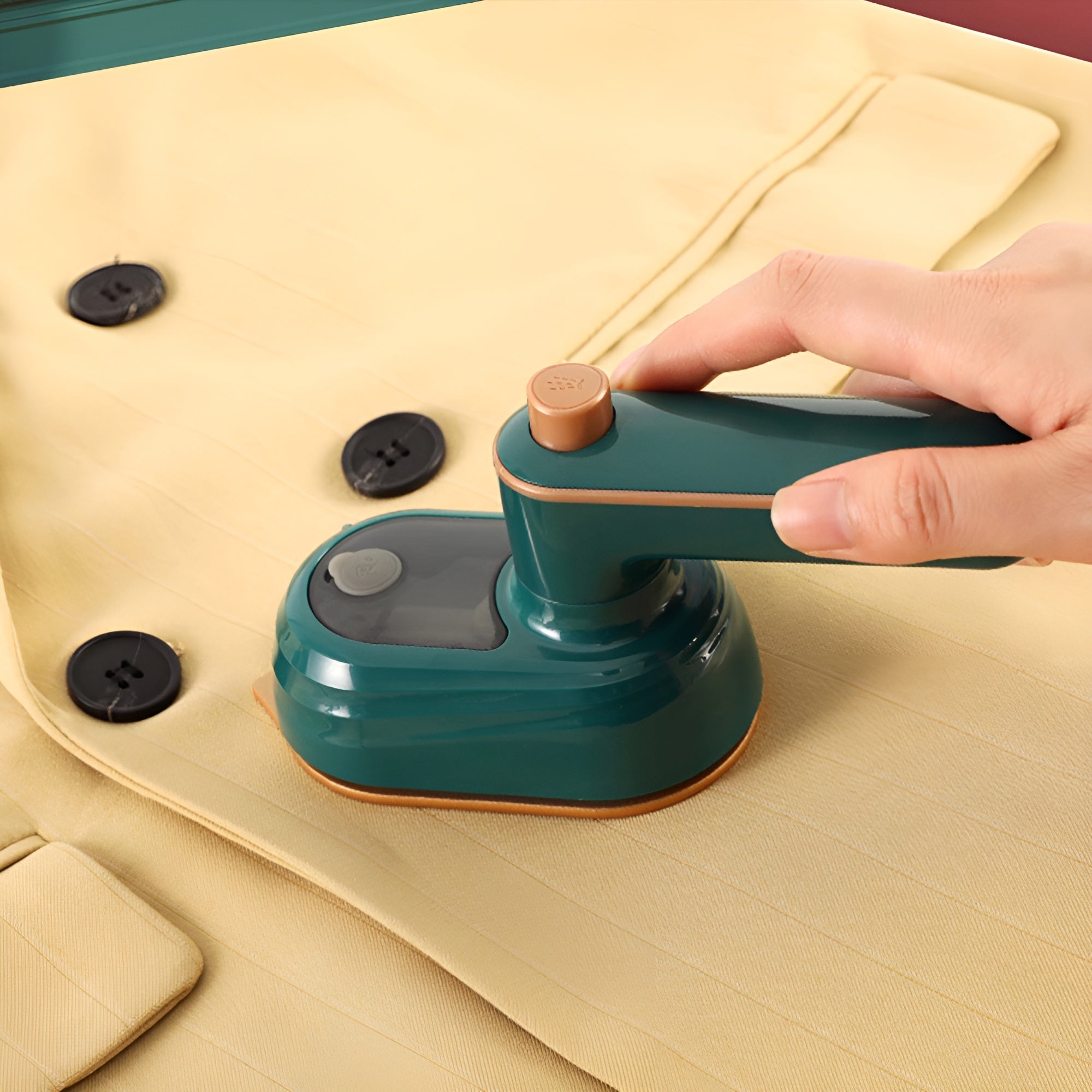 Plancha de mano con spray – Vista detalle del producto – NQLN Store