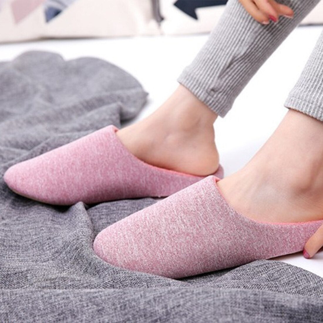 Pantuflas De Dormitorio Minimalistas Y Comodas – Al mejor precio en NQLN Store Caracas y Margarita