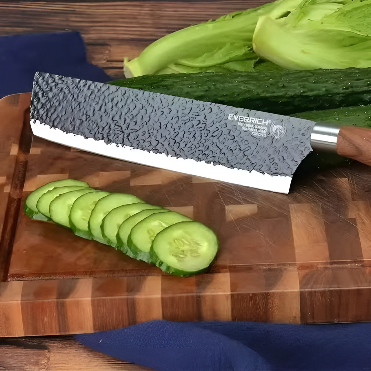 Juego de cuchillos de cocina de acero inoxidable – Vista de cerca del producto – NQLN Store