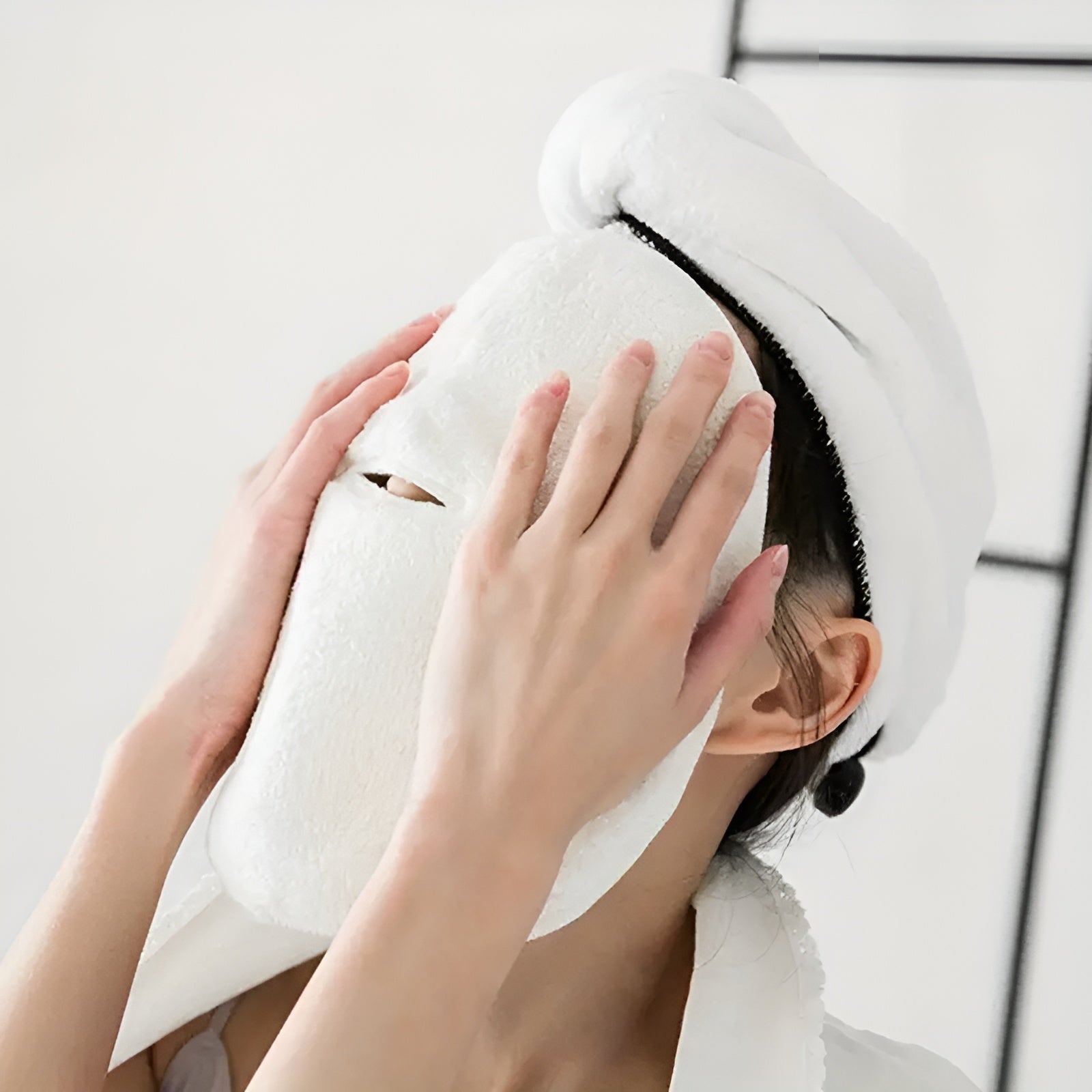 Mascarilla facial tipo compresa – Detalle de calidad y acabado – NQLN Store