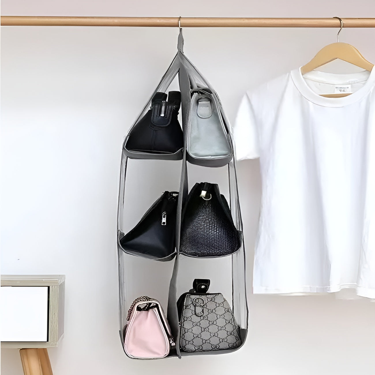 Organizador colgante para carteras de 3 niveles – Vista de cerca del producto – NQLN Store